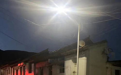 农村院子里最适合的八宿太阳能路灯亮度与安装要点 农村院子里最适合的八宿太阳能路灯亮度与安装要点